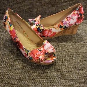 Floral Wedges